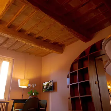 Center “ Arco Dei Gigli “ Apartament *