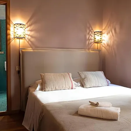 Center “ Arco Dei Gigli “ Apartamento Perúgia