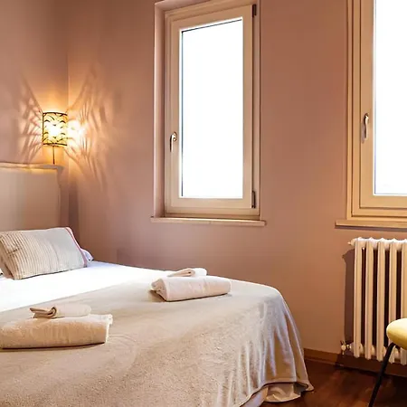 Center “ Arco Dei Gigli “ Apartamento Perúgia