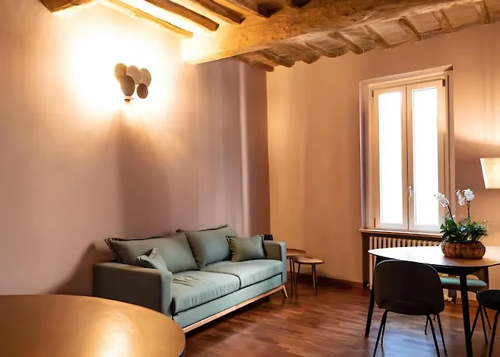 Center “ Arco Dei Gigli “ Perúgia