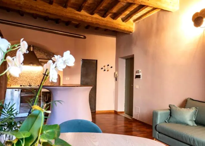 Center “ Arco Dei Gigli “ * Perúgia